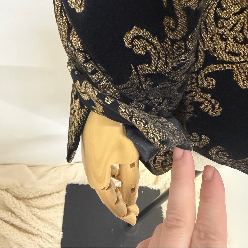 7 for all Mankind Black Gold Brocade Blazer Maximalist Retro Womans Size S - Picture 5 of 16